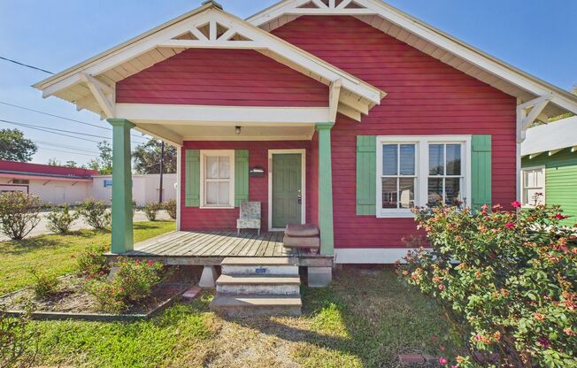 2 Bedroom, 1 Bathroom House in Freetown!