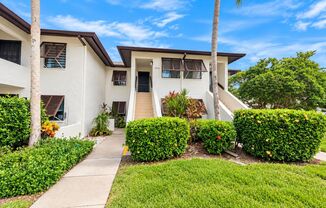 Annual Turnkey furnished 1-bed 1-bath condo in the Meadows