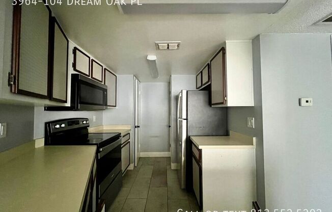 3964 104 DREAM OAK PL
