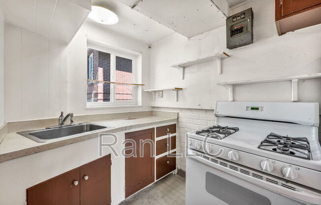 950 M HASKELL ST