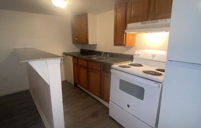 4324 Grand Ave Unit C