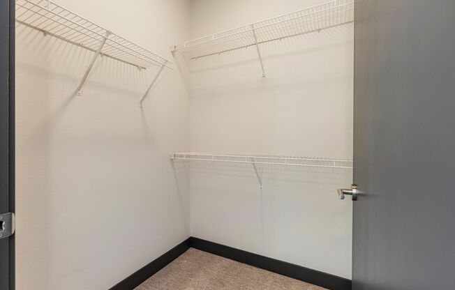 1 bed, 1 bath, 780 sqft, $2,695, Unit 208