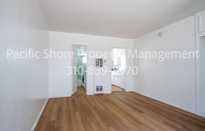 1233 N Ardmore Ave Apartments