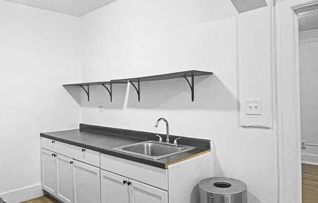 2 beds, 1 bath, 635 sqft, $1,313, Unit 108