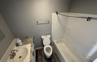663 2 AVE