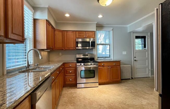 Elegant 4 Bedroom 2 Bathroom Home in South Minneapolis!