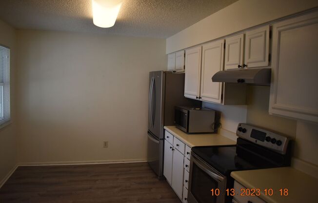 3 beds, 2 baths, $2,300