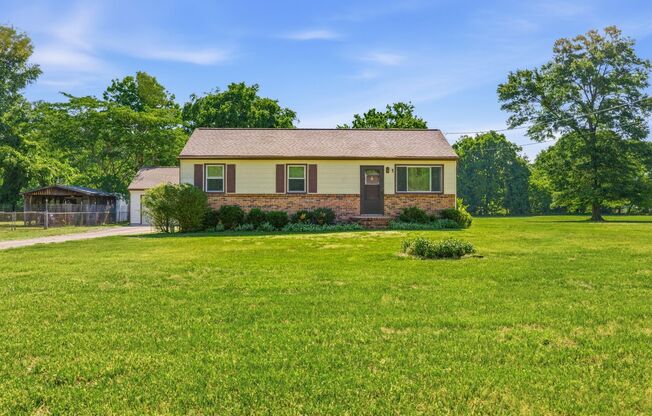 15219 Spruce Ave, Chester, VA 23836