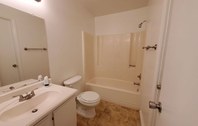 2 beds, 1 bath, $1,450