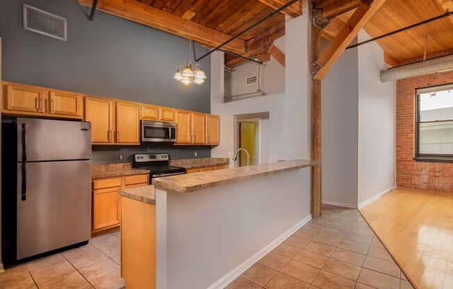 Hingetown Lofts