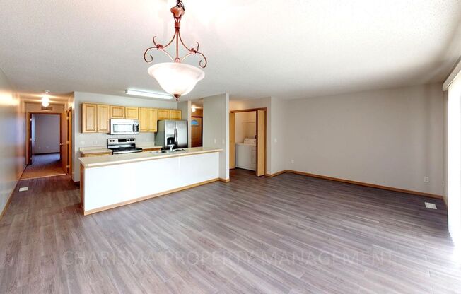 2 beds, 1 bath, 1,049 sqft, $1,049, Unit 7025 W 56th Street #1