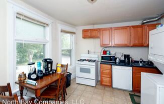 812 7th St SE