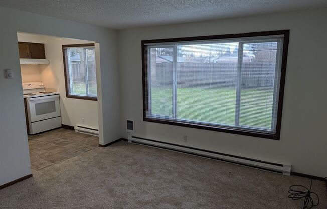 1 bed, 1 bath, $1,050, Unit 4940