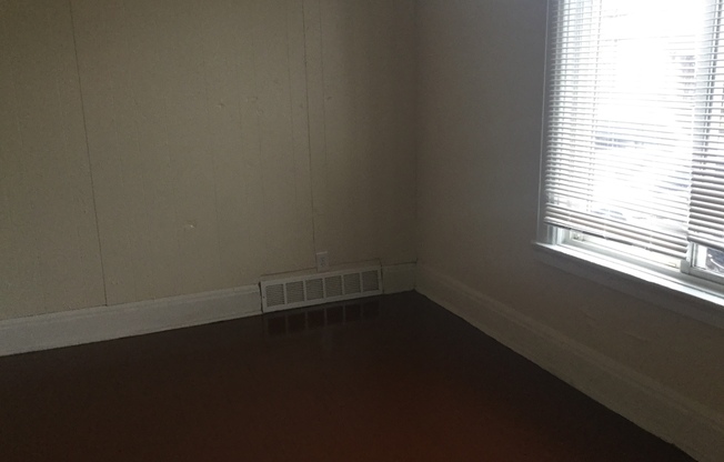 700-706 S. 10th St/935-937 W Pierce St