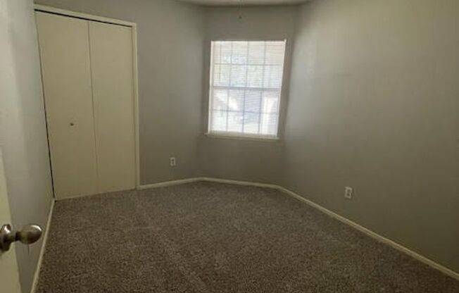 3 beds, 1 bath, $1,850