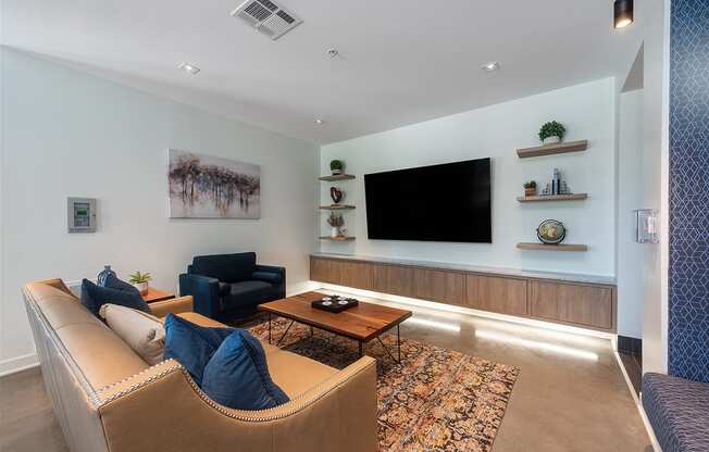 clubhouse with communal seating and TV at Steelcote Square, Missouri, 63103