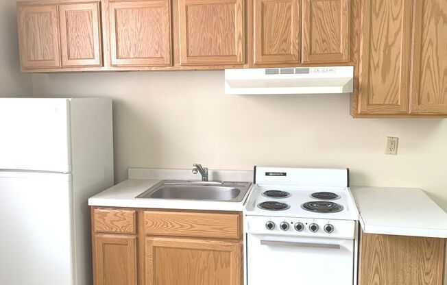 1233 Marshall / 1222-36 Cass