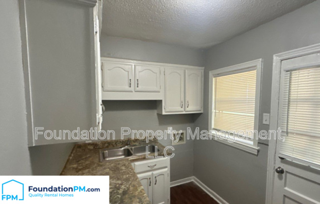 2 beds, 1 bath, 744 sqft, $850