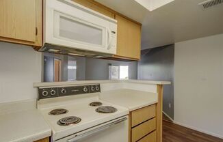 2 beds, 2 baths, 984 sqft, $1,500, Unit 207