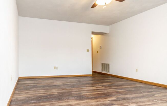 1 bed, 1 bath, 612 sqft, $1,025, Unit 1670-02 PVC