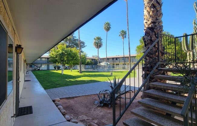 1 bed, 1 bath, 800 sqft, $999