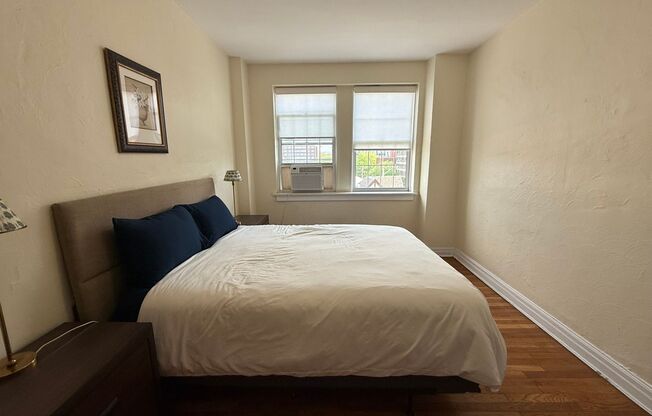 2 beds, 2 baths, 1,303 sqft, $3,000, Unit 601