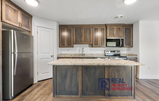 110 W Siphon Rd Bld #7