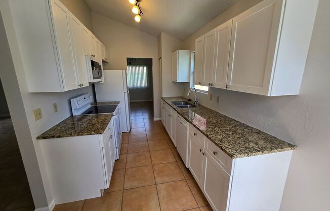 129 EDGEWATER CIR