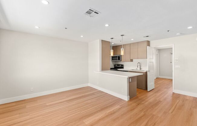 1 bed, 1 bath, 510 sqft, $1,095, Unit 11