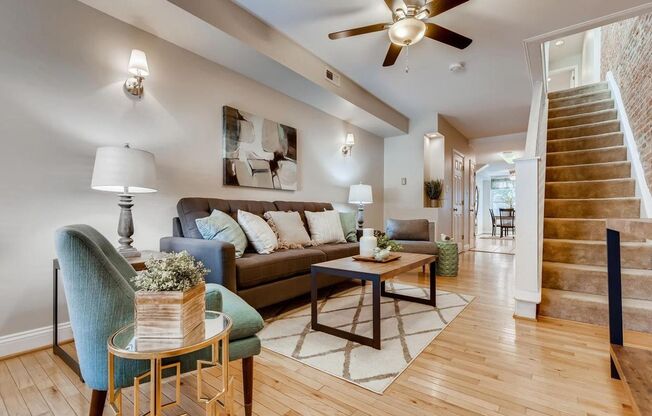 Bright 3Bedroom/2.5Bath in Canton Townhome