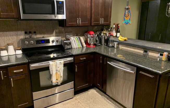 1 bed, 1 bath, 552 sqft, $2,450, Unit 01