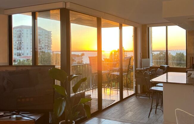 Move-In Special! Get November FREE When You Sign a 1-Year Lease!