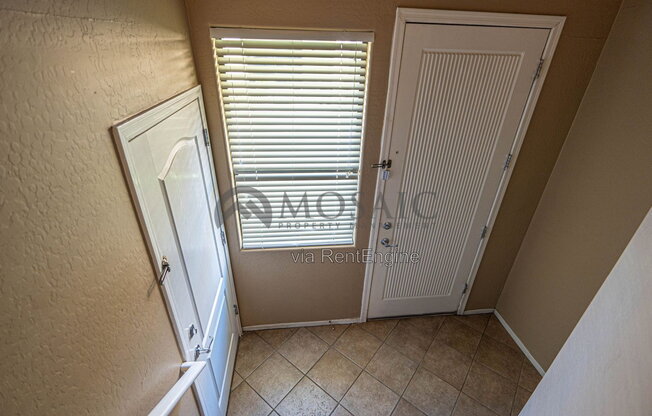 3 beds, 2 baths, 1,509 sqft, $2,200, Unit Unit 2086