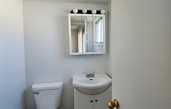 2 beds, 1.5 baths, 830 sqft, $925, Unit 3620 E3