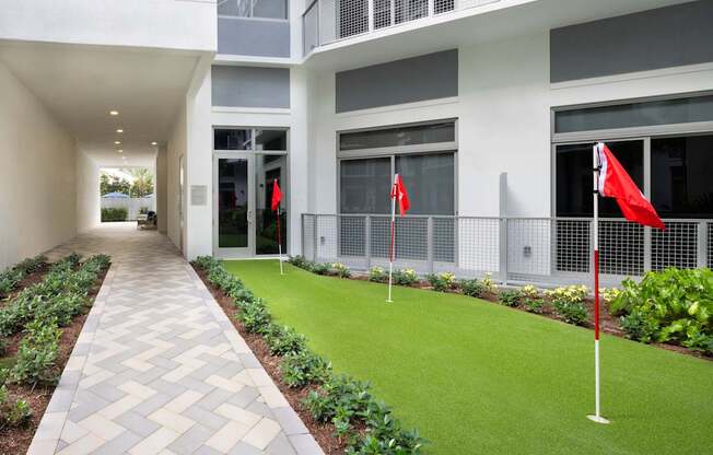 Putting Green at The Marc Luxury Apartments in Palm Beach Gardens FL