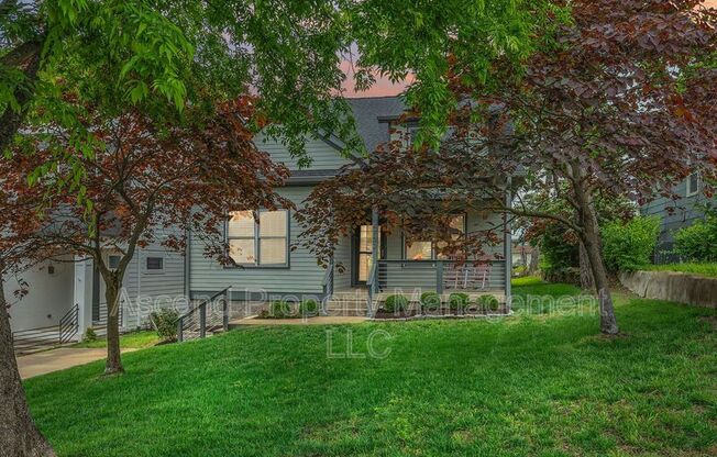 4702 KENTUCKY AVE