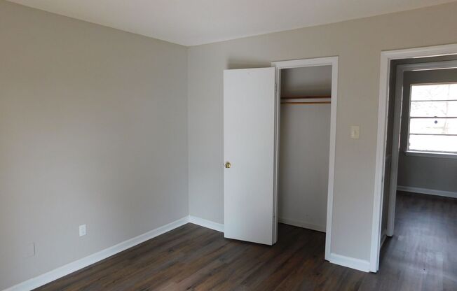 3 beds, 1 bath, $1,250