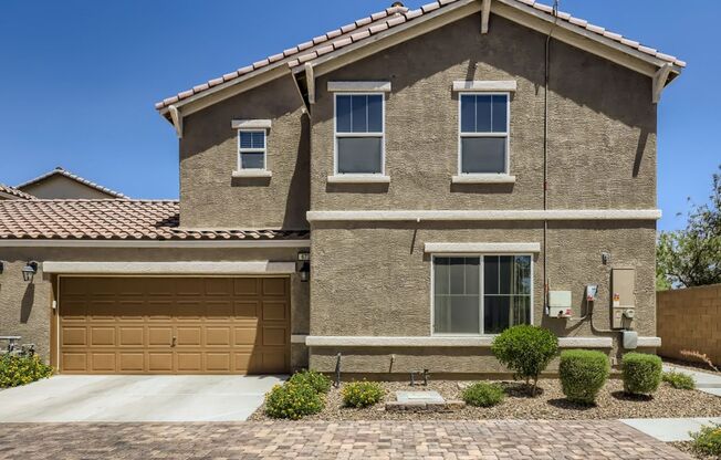 BEAUTIFUL 3 BEDROOM, 2.5 BATH IN HENDERSON!