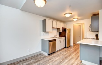 Tacoma Apartments- Sunrise Ridge Apartments- Tacoma Apartments- Sunrise Ridge Apartments-  Kitchen Dining