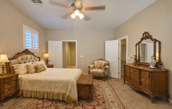 332 SUMMER PALACE WAY