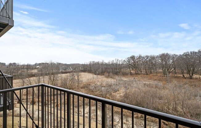 1 bed, 1 bath, 835 sqft, $1,810, Unit 115