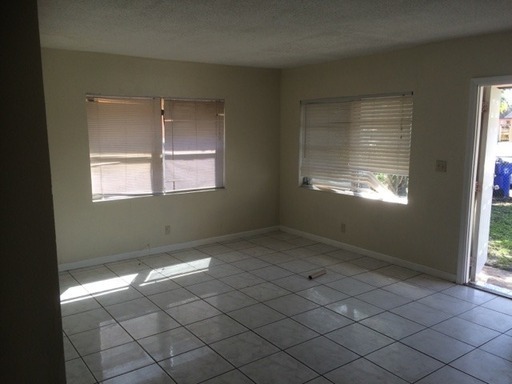 3 beds, 1.5 baths, $1,995