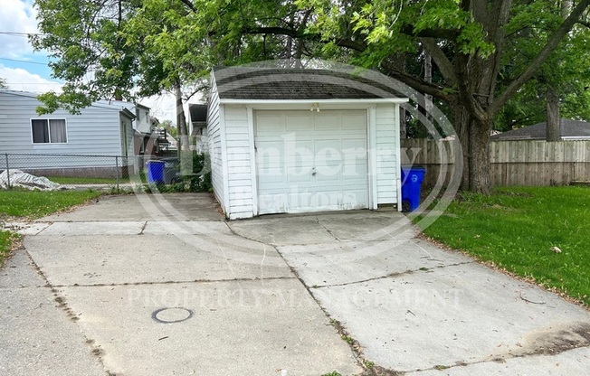 1027 SECOR RD