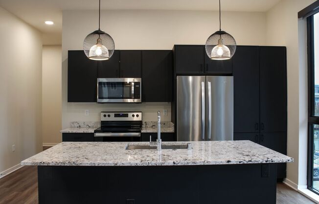 2 beds, 1 bath, 945 sqft, $2,250, Unit 108