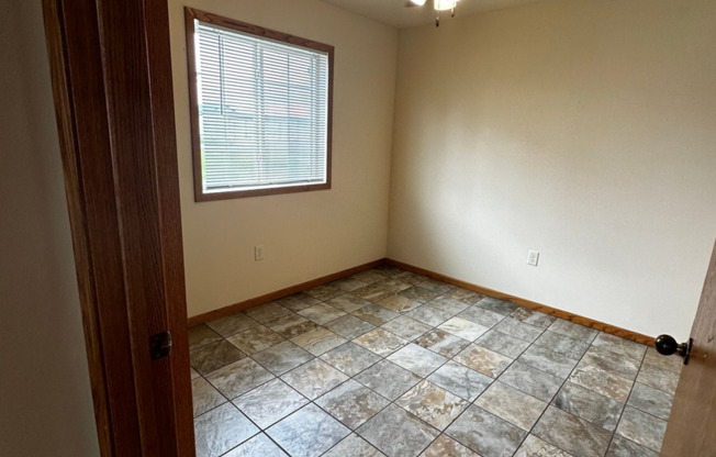 3 beds, 2 baths, $1,475