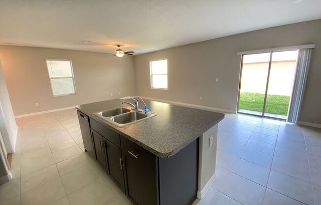 4404 Eternal Prince Dr - Cypress Creek