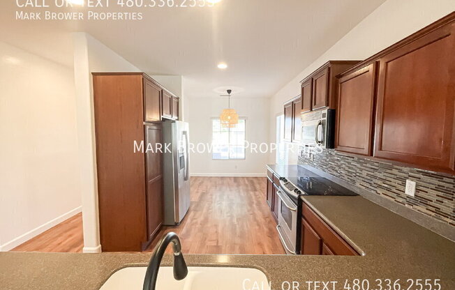 41229 N STENSON DR