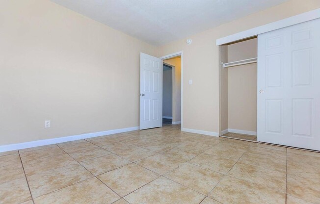 1 bed, 1 bath, 550 sqft, $1,075, Unit 1381-46