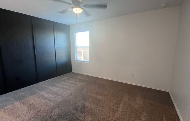 Relaxing Pet Friendly Home with pet door to backyard - Includes Washer/Dryer & Full Appliance Package