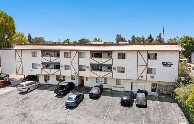 1 bed, 1 bath, 634 sqft, $1,750, Unit 115